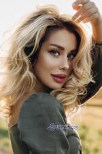 Inna, 223390, Ivano-Frankivsk, Ukraine, Ukraine women, Age: 30, Sports, reading, cultures, music, movies, board games, walks, University, Chief Marketing Officer, Fitness, yoga, swimming, Christian
