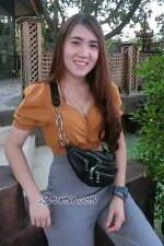 Kanyarat, 193521, Prachinburi, Thailand, Asian women, Age: 27, , University, , Running, Buddhism