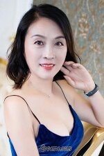 Huiping, 206389, Shanghai, China, Asian women, Age: 59, Traveling, cooking, University, Owner, Yoga, None/Agnostic