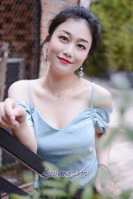 Ruyue, 206937, Xian, China, Asian women, Age: 30, Traveling, photos, music, art, theatre, nature, University, Marketing Manager, Yoga, None/Agnostic