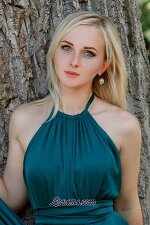     Alyona, 190110, Kropivnitskiy, Ukraine, Ukraine women, Age: 23, Art, music, walks, cinema, theatre, dancing, drawing, University, Designer, Fitness, Christian