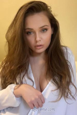 Smaranda, 209179, Bacau, Romania, women, Age: 24, Music, cinema, traveling, University, Entrepreneur, Gym, swimming, running, Christian