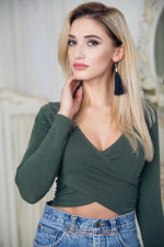 Alina, 209399, Doha, Quatar, women, Age: 26, Drawing, movies, reading, outdoor activities, sports, University, Beauty Master, Running, fitness, Christian